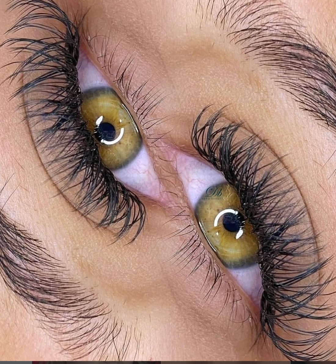 Volume russe, méga volume et wispy : comprendre les styles d’extensions de cils
